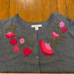 Sejour Gray Crew Button-up Cardigan Embroidered Floral Pink Size 3X Long Sleeve